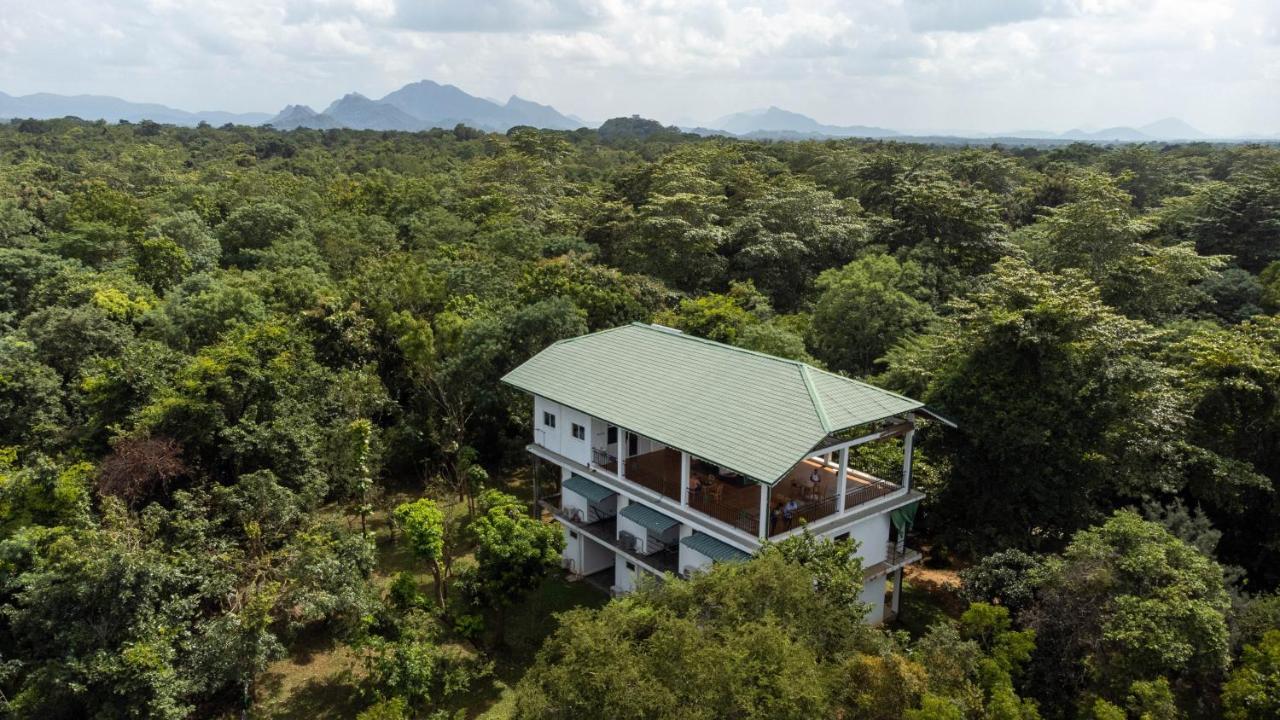 Iwamisou Hotel Sigiriya Exterior photo
