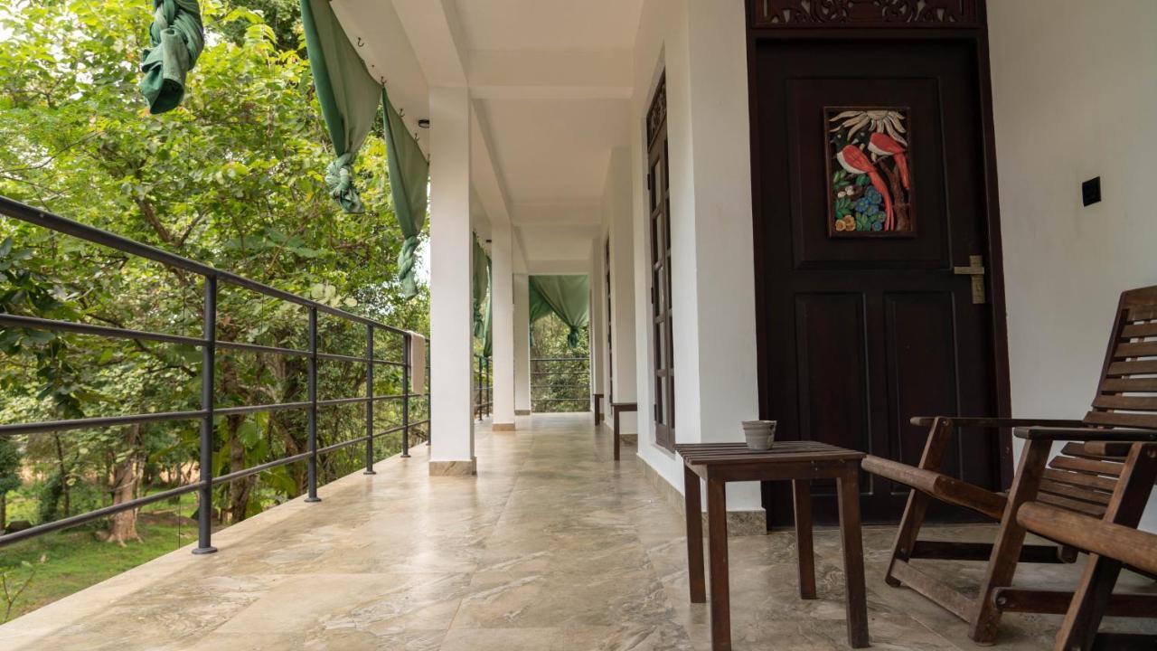 Iwamisou Hotel Sigiriya Exterior photo