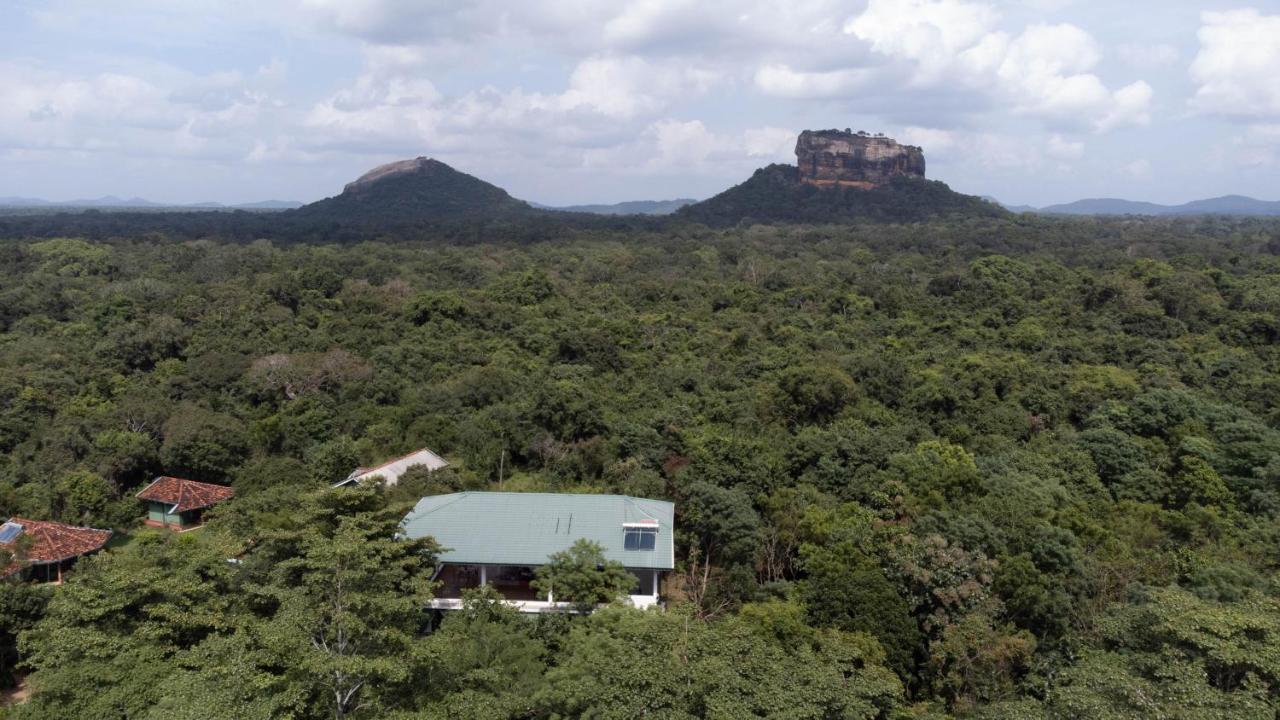 Iwamisou Hotel Sigiriya Exterior photo